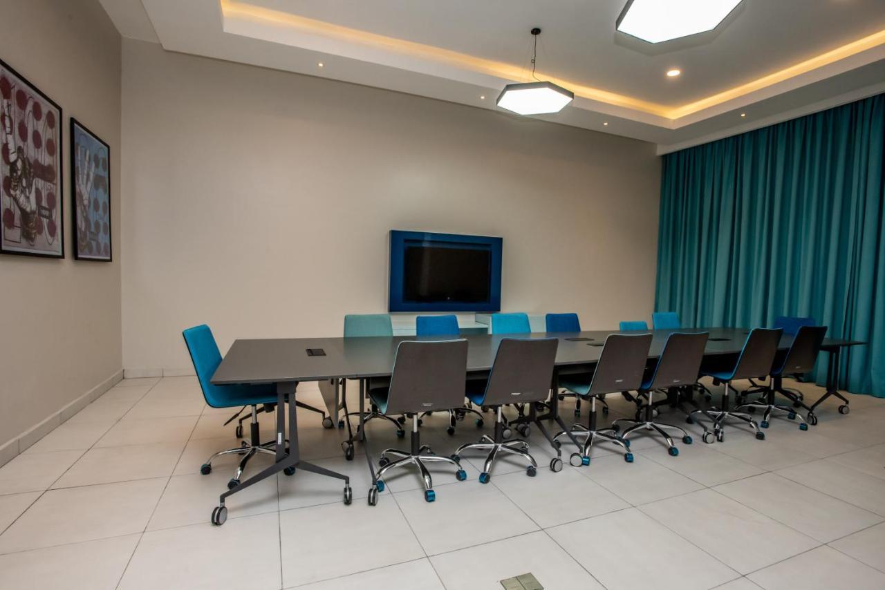 Skynest Residences By Cityblue, - Official होटल के अलावा 2*